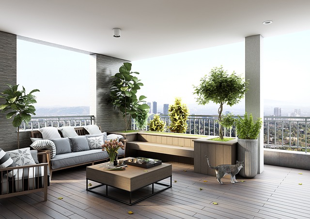 Year-Round Lounges